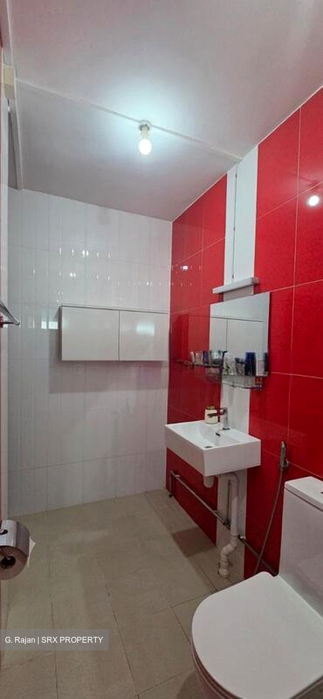 Blk 221 Kovan Green (Hougang), HDB Executive #524841501
